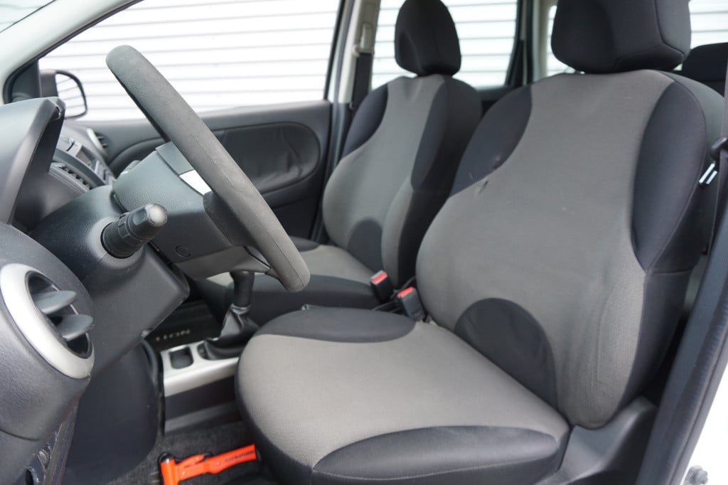 Nissan Note 1.4 visia airco / elektr. ramen / trekhaak / nap
