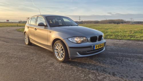 BMW 1-Serie E87 2.0 118I 5DR 2008 Grijs [APK + GROTE BEURT]