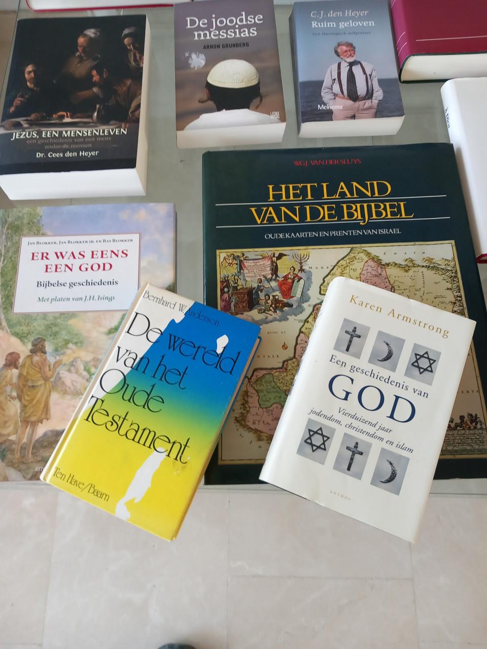 Partij boeken religie godsdienst