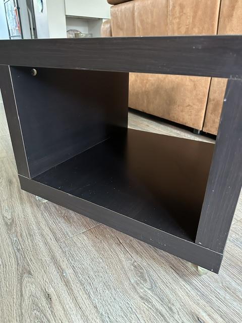 Bijzet tafel met wieltjes