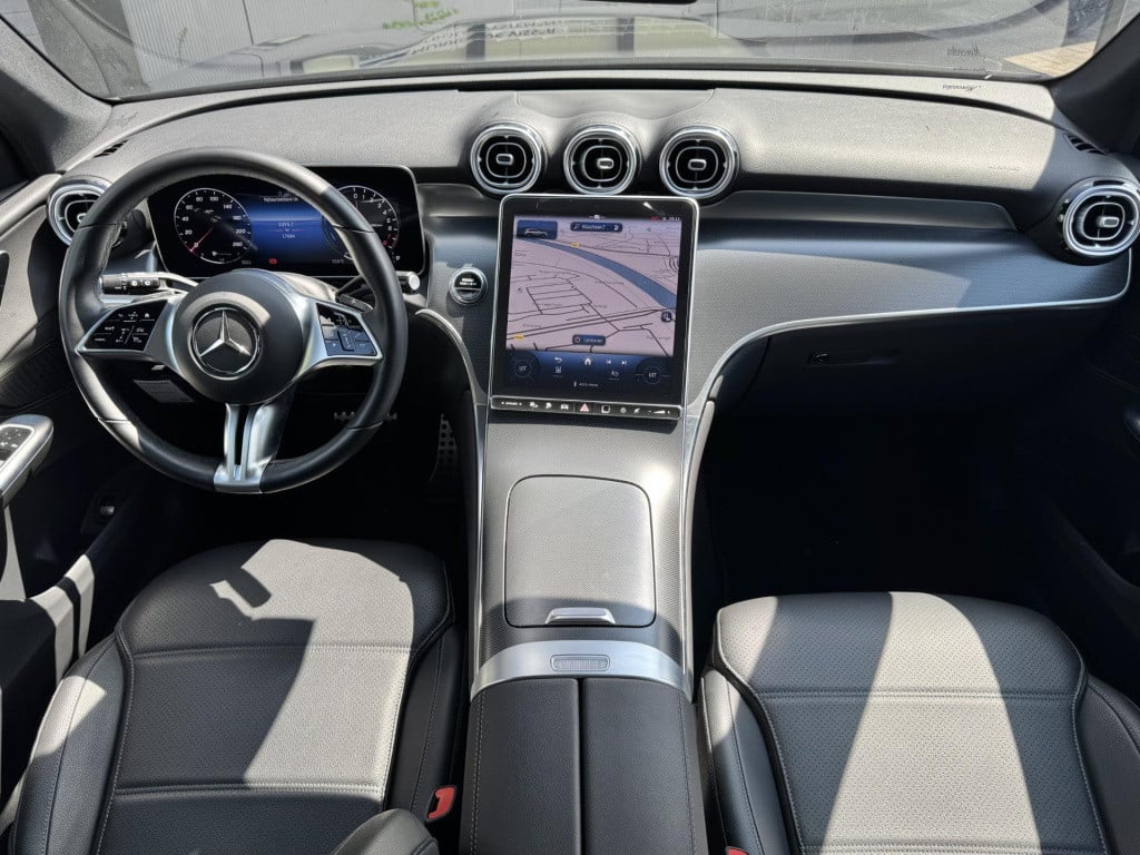 Mercedes-Benz Glc 300e 4matic luxury line nl-auto np. €83.000! | panoramada