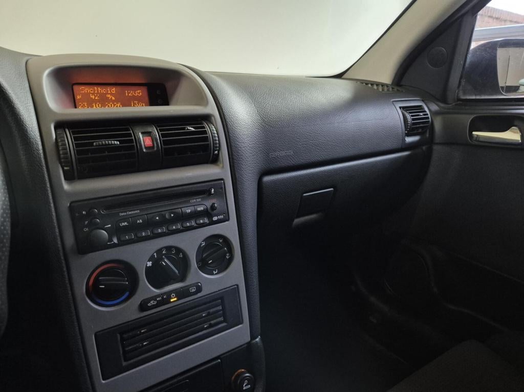 Opel Astra wagon 1.6-16v sport / nieuwe apk / nieuwe banden