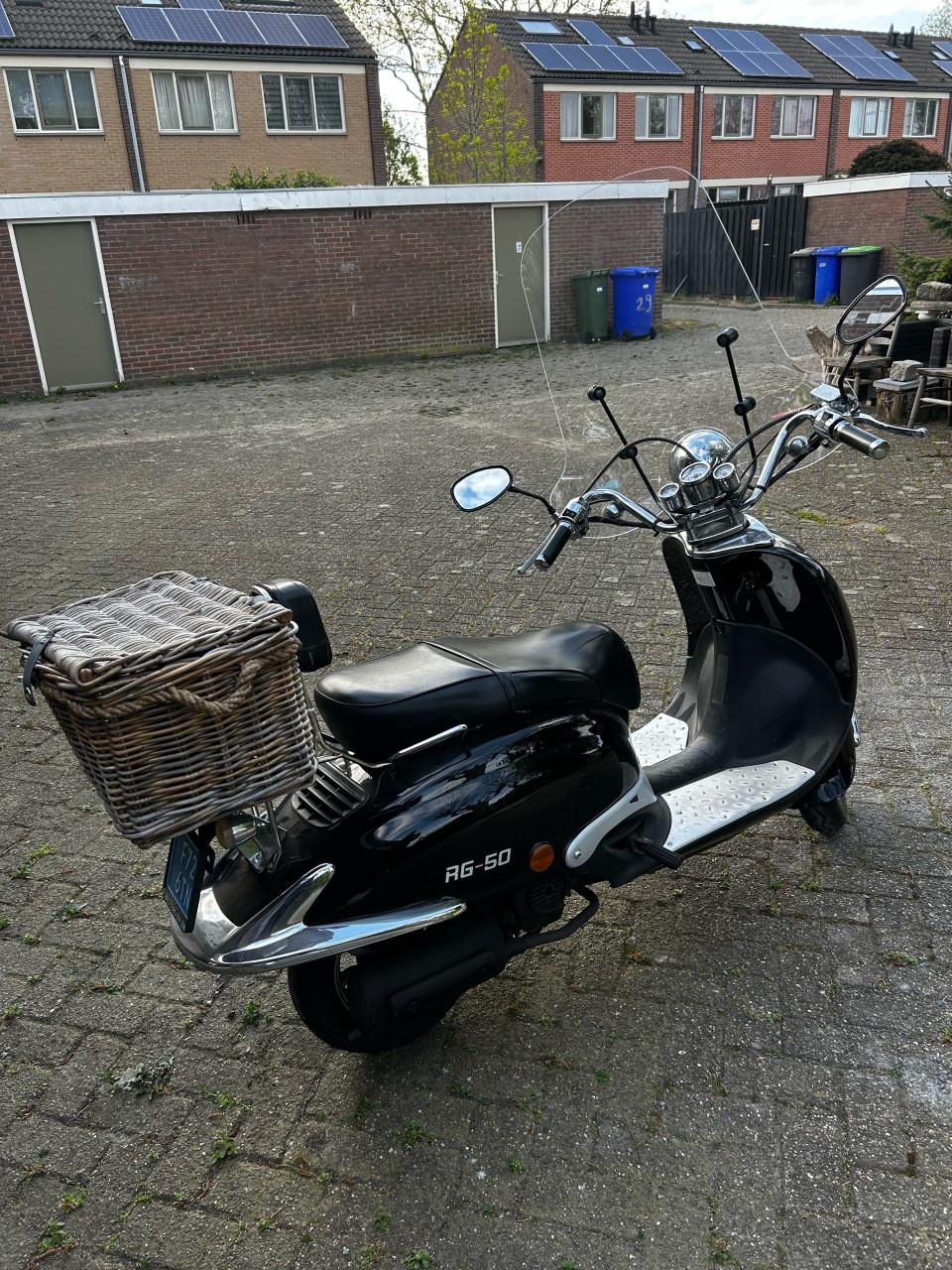 Retro Scooter
