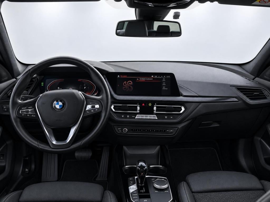 BMW 1 Serie 118i executive edition | verwacht | automaat | sportline | appl