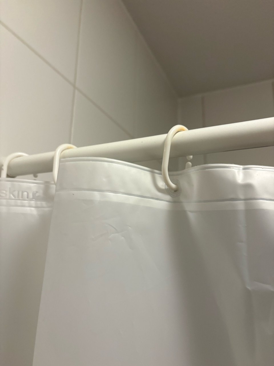 Douchegordijn met uitschuifbare stang