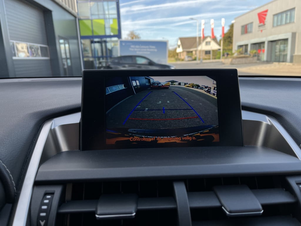 Lexus Nx 300h business line pro | camera | cruise | navi