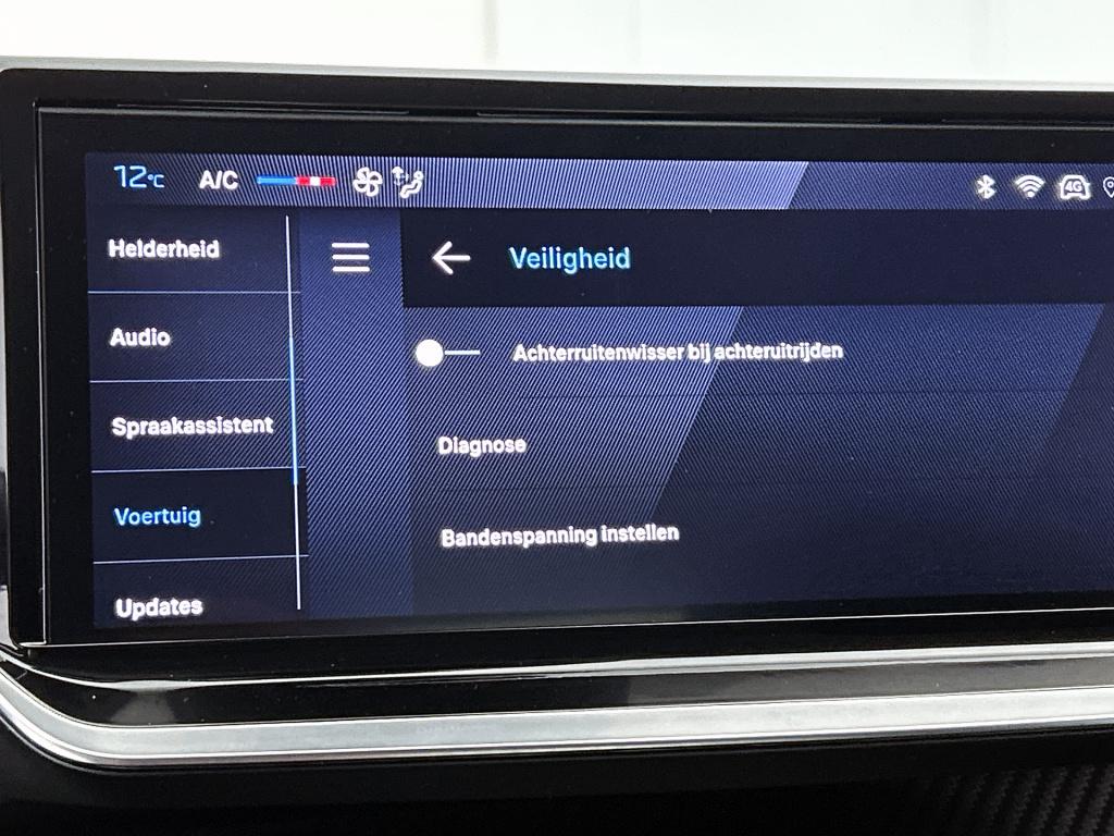 Peugeot 208 100 pk style | rijklaar | parkeersensoren | navigatie | apple c