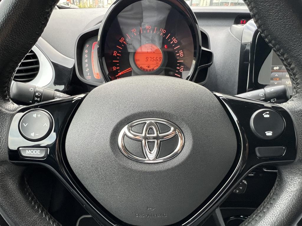 Toyota Aygo 1.0 vvt-i x-joy