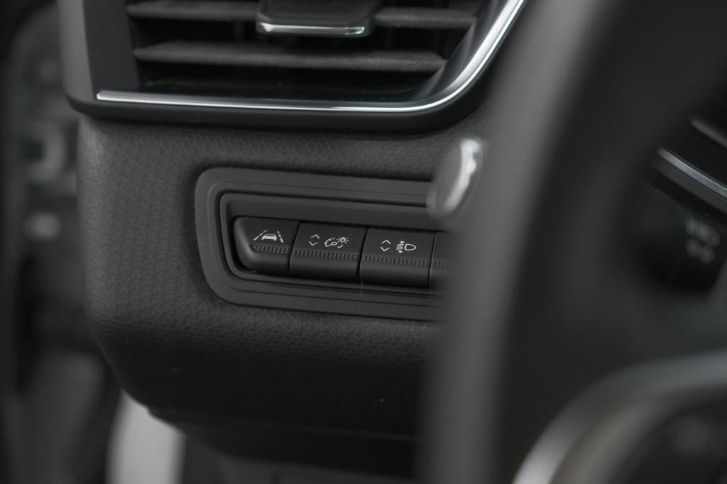 Renault Clio tce 130 edc intens | 360 camera | apple carplay | parkeersenso