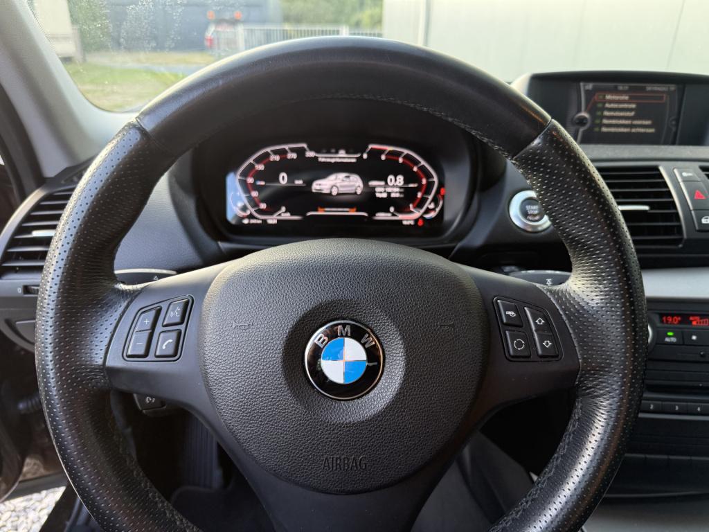 BMW 1 Serie 116i effdyn. ed. business line ultimate edition 5-drs