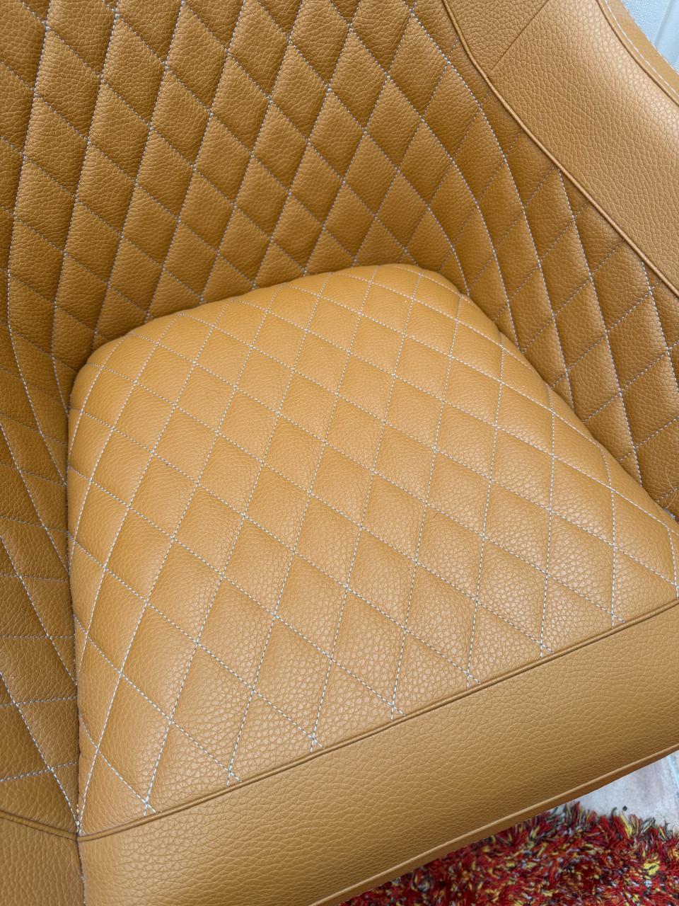 Fauteuils. Skai. Z.g.a.n.
