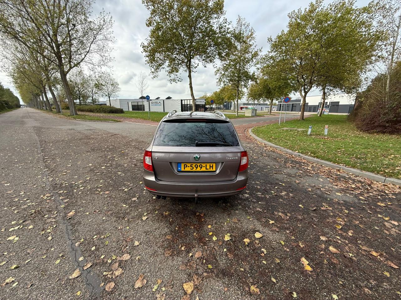 Skoda Superb Combi 1.8 TSI Automaat