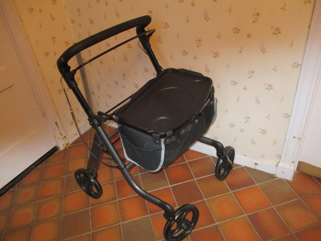 Mooie binnen rollator te koop