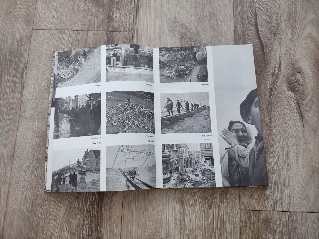 De Ramp - Watersnoodramp 1953. Boek met kaart stormvloed.