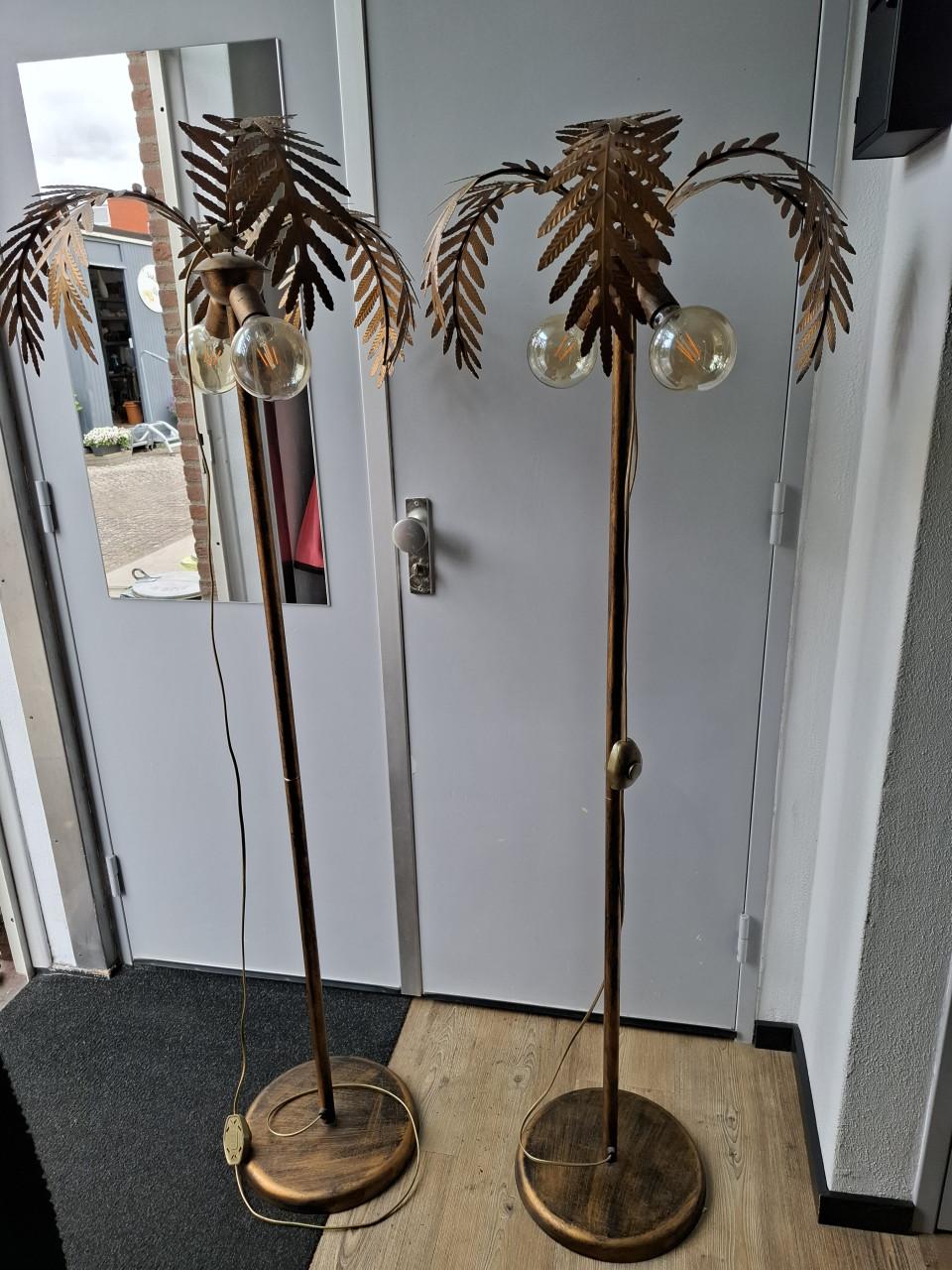 Set prachtige vloerlampen