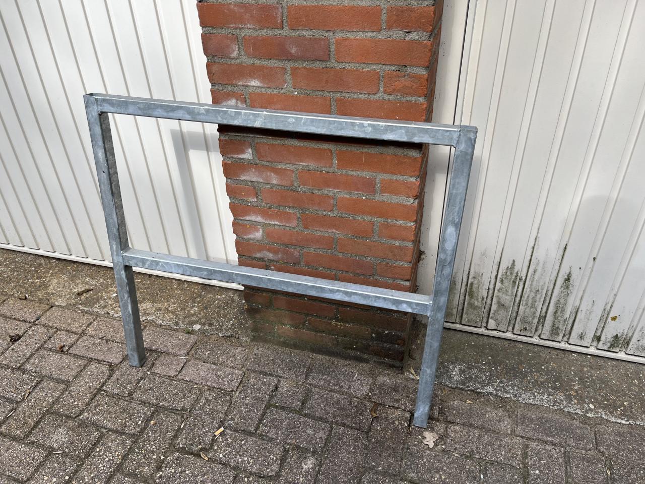 Poten, frame, schraag, staal voor werkbank