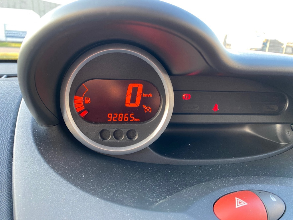 Renault Twingo 1.2 16v collection >airco, cruise control, maar 92865 km!<