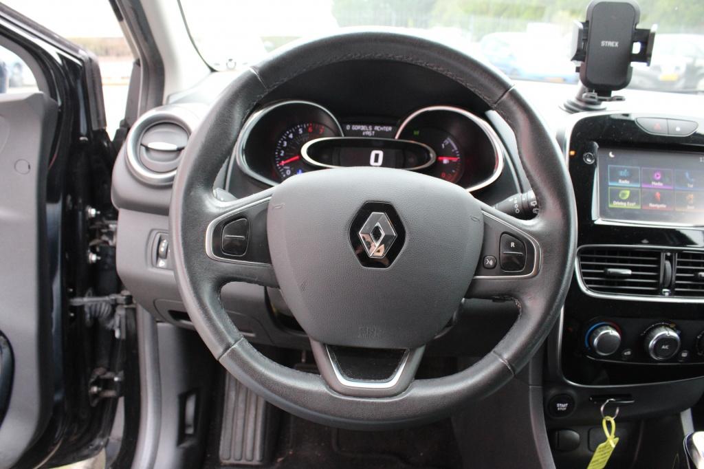 Renault Clio estate 0.9 tce limited