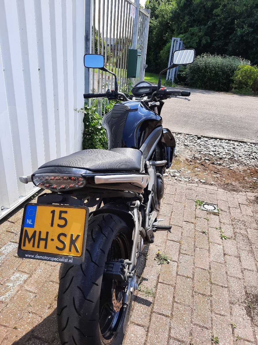 Kawasaki ER6-N uit 2010