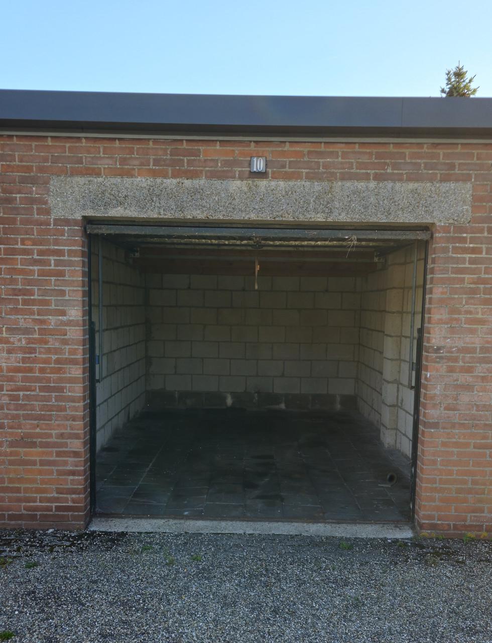Garagebox in Kloetinge te huur