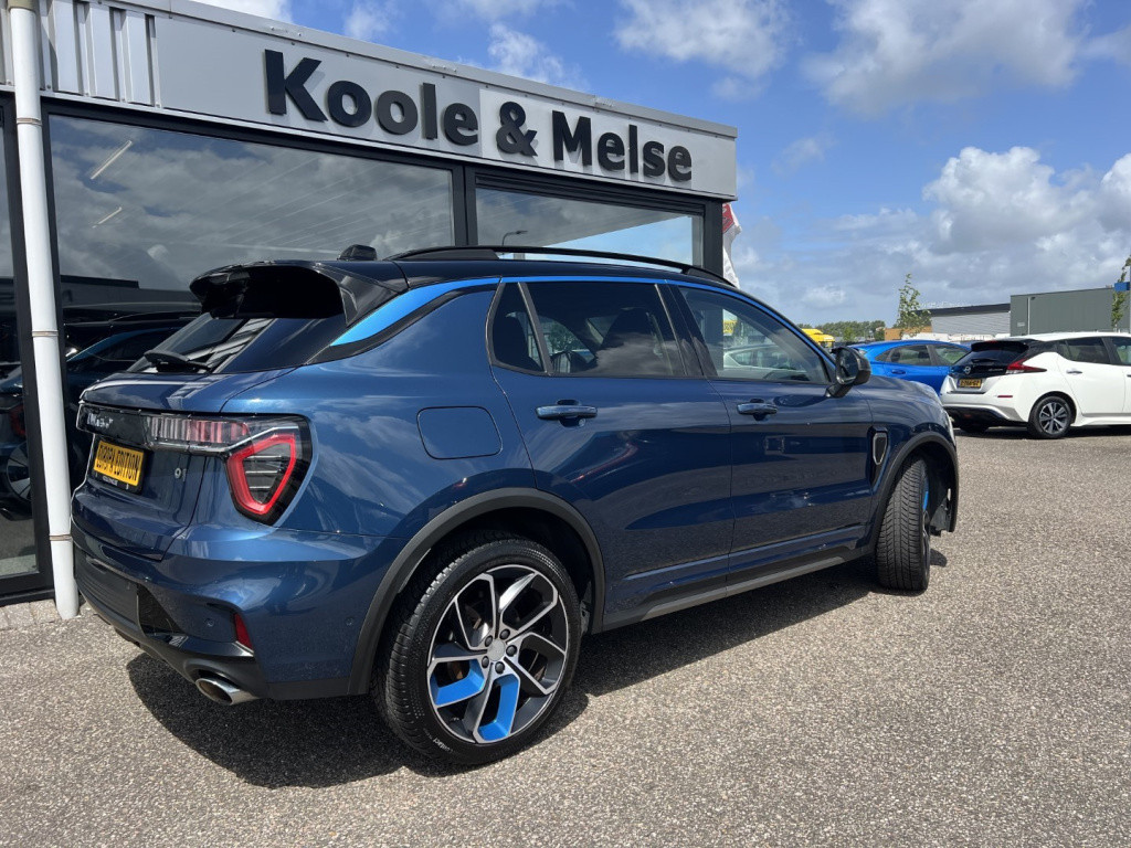 Lynk & Co 01 1.5 261pk plug in hybrid , trekhaak , pano dak , 360gr camera