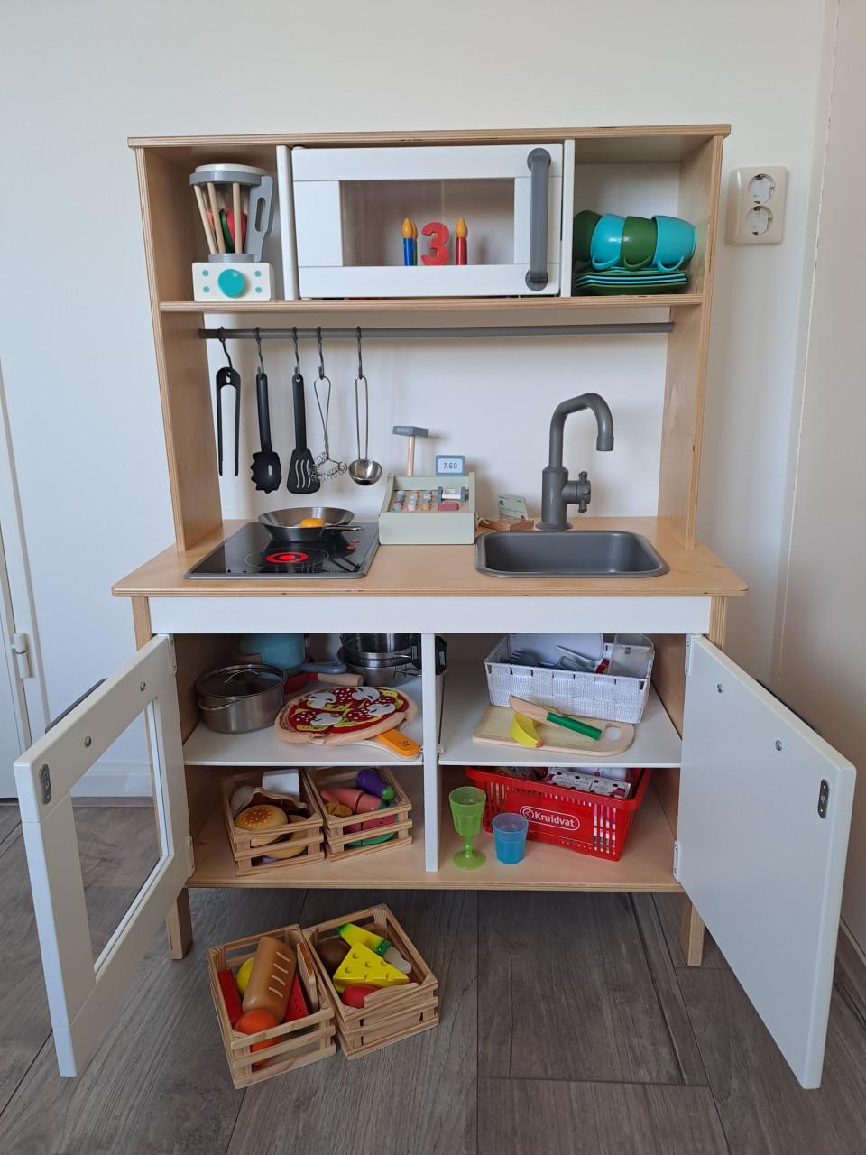 Ikea dukting speelgoedkeuken met accessoires