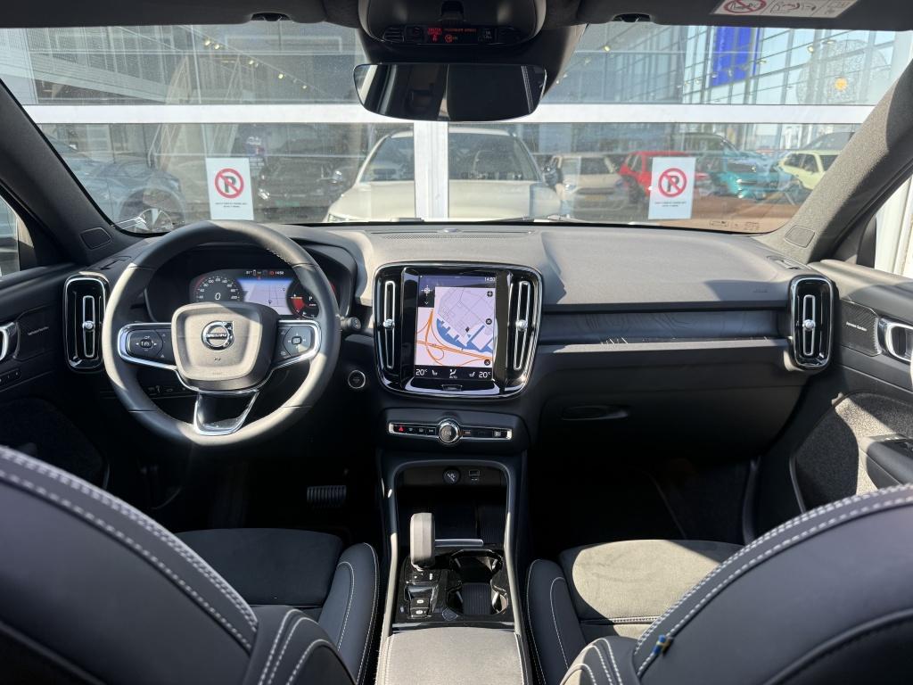 Volvo XC40 t5 262pk recharge ultimate dark| panodak| trekhaak| adap.cruise|