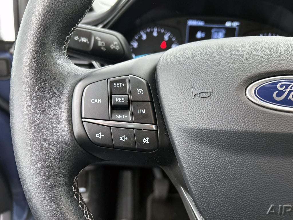 Ford Fiesta 1.0 ecoboost titanium | lmv | parkeer sensoren | cruise control
