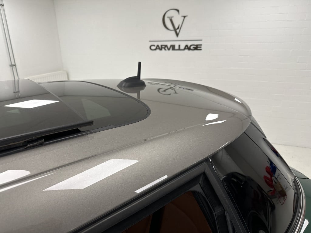 Mini Cooper mini 2.0 yours | british racing green | cognac int. | panora
