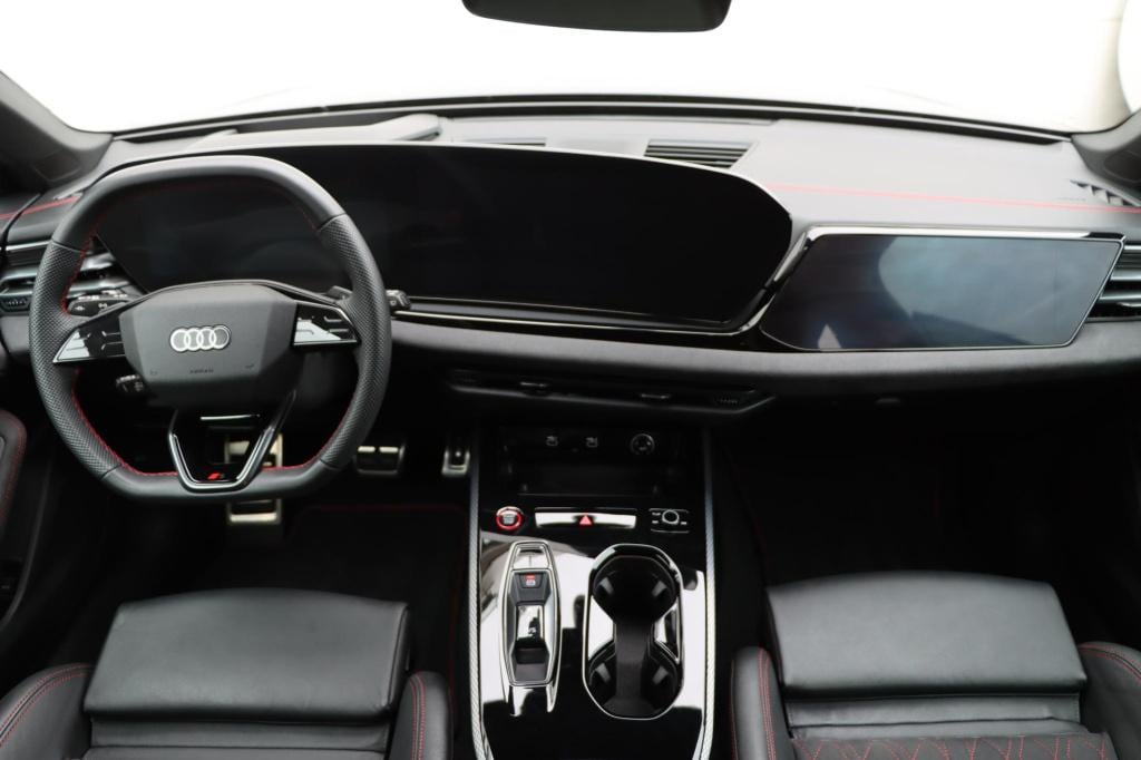 Audi A5 avant 2.0 e-hybrid quattro s edition competition 367pk s-tronic | s