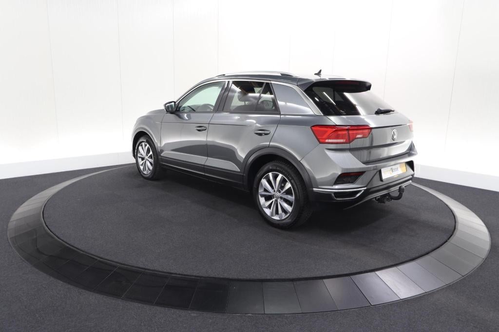 Volkswagen T-roc 1.0 tsi style business 116pk | trekhaak | adaptieve cruise