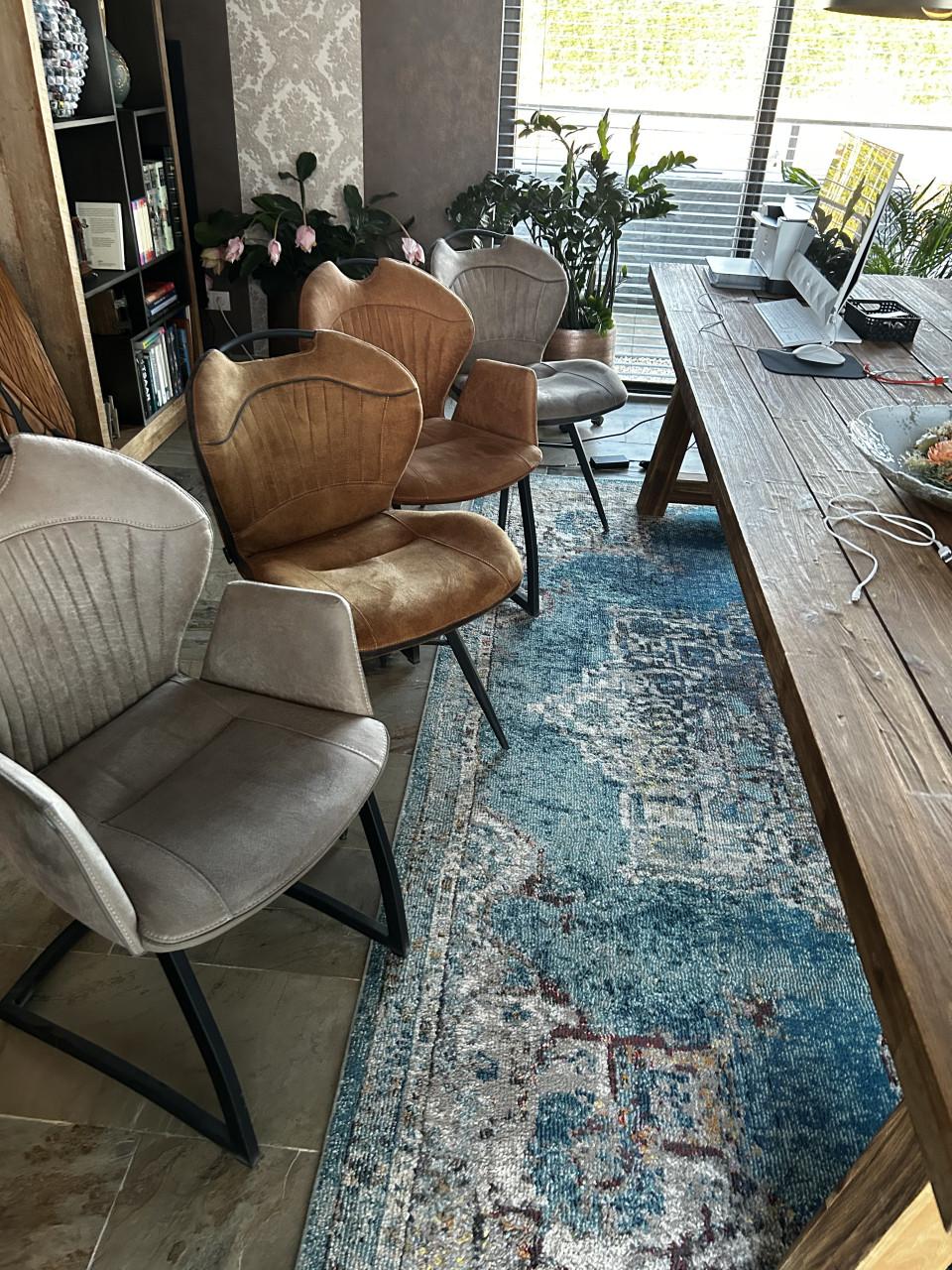 Eetkamerstoelen z.g.a.n., cognac, taupe, grijs