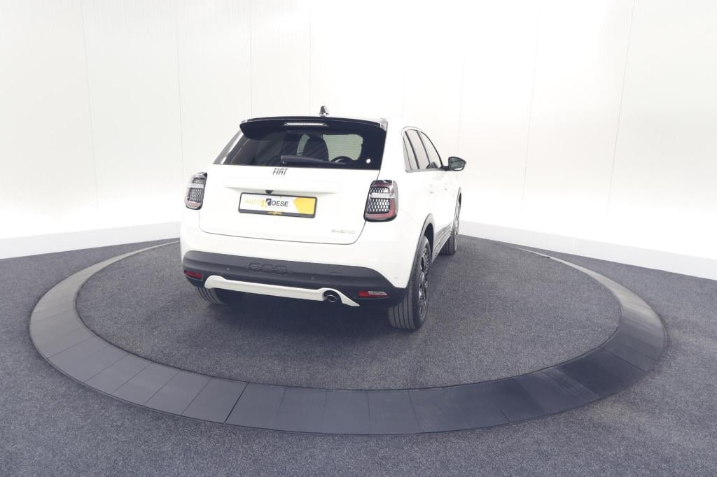 Fiat 600 1.2 hybrid 100 dct6 la prima | camera | adaptieve cruise control |