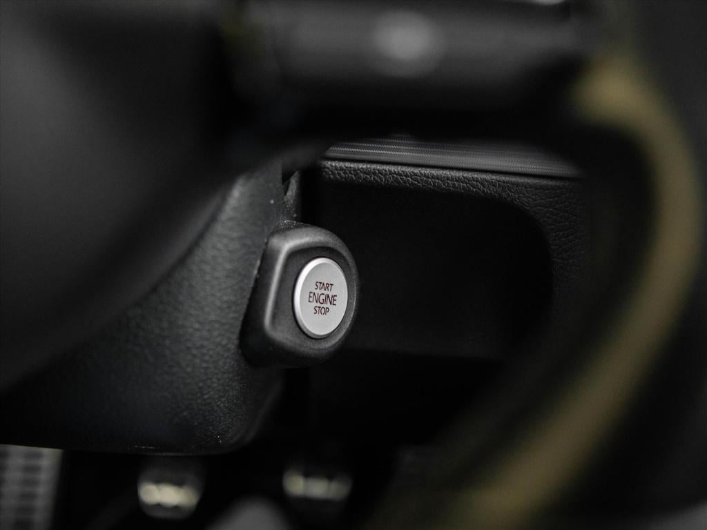 Volkswagen Scirocco 2.0 tsi 265 pk r | kuipstoel | dyna-audio | panoramadak