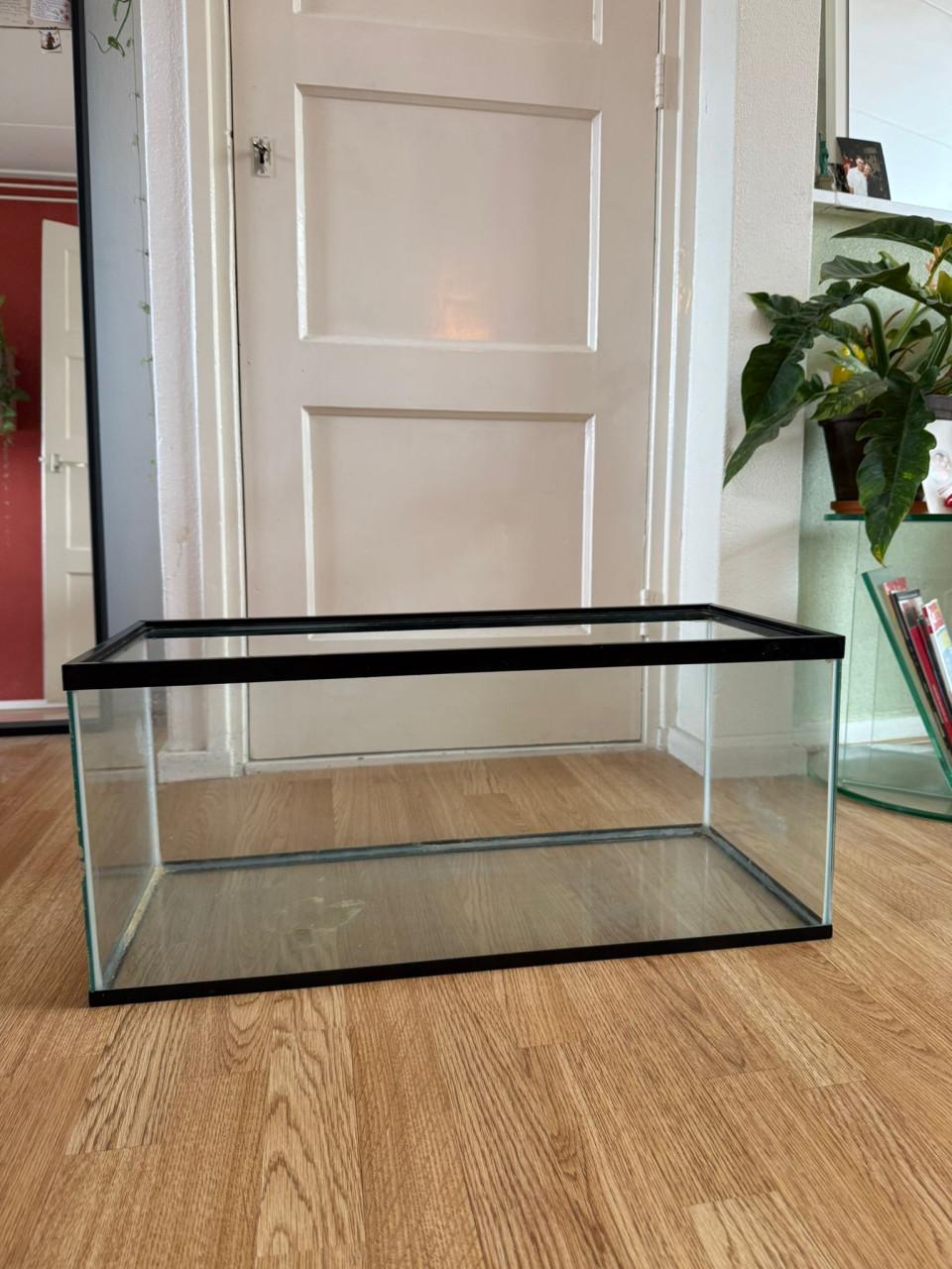 Aquarium 70 x 30