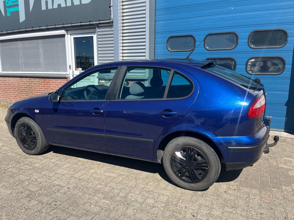 Seat Leon 1.6-16v stella | airco | trekhaak