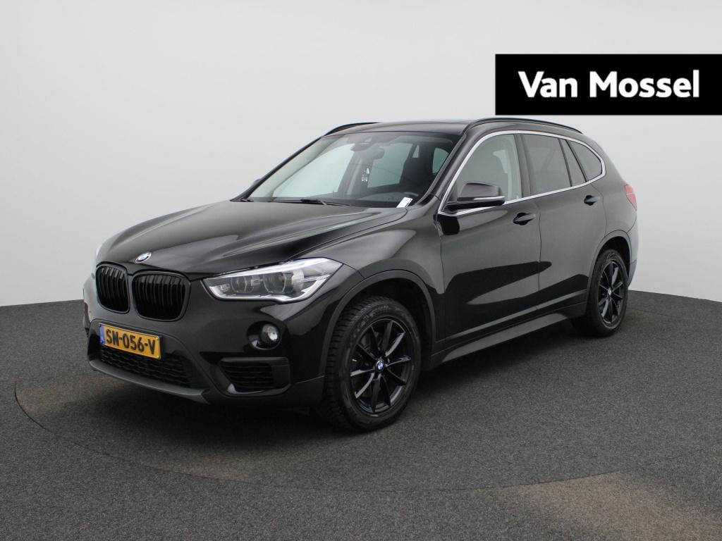 BMW X1 sdrive20i executive | automaat | apple carplay / android auto | pano