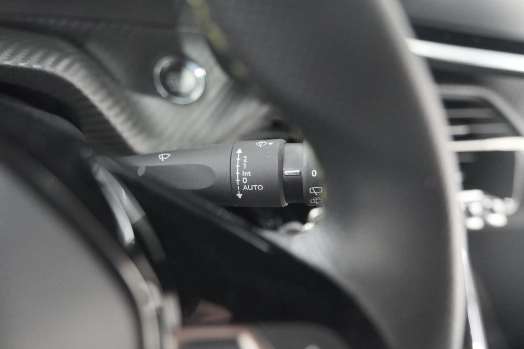 Peugeot 208 puretech 100 gt | camera | adaptieve cruise control | navigatie