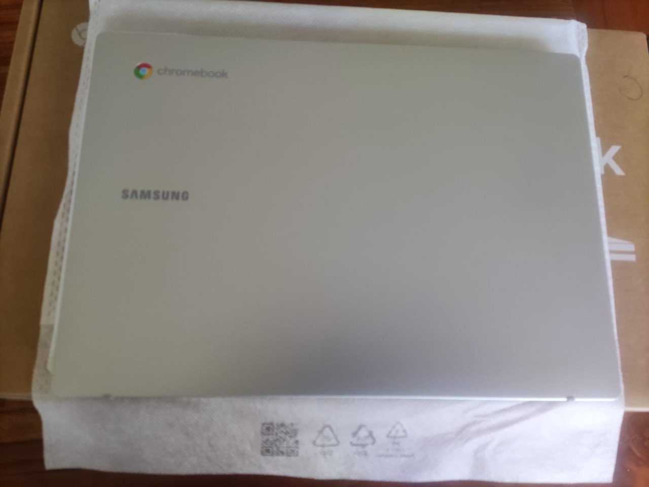 Chromebook Go Kpn nieuw in doos.