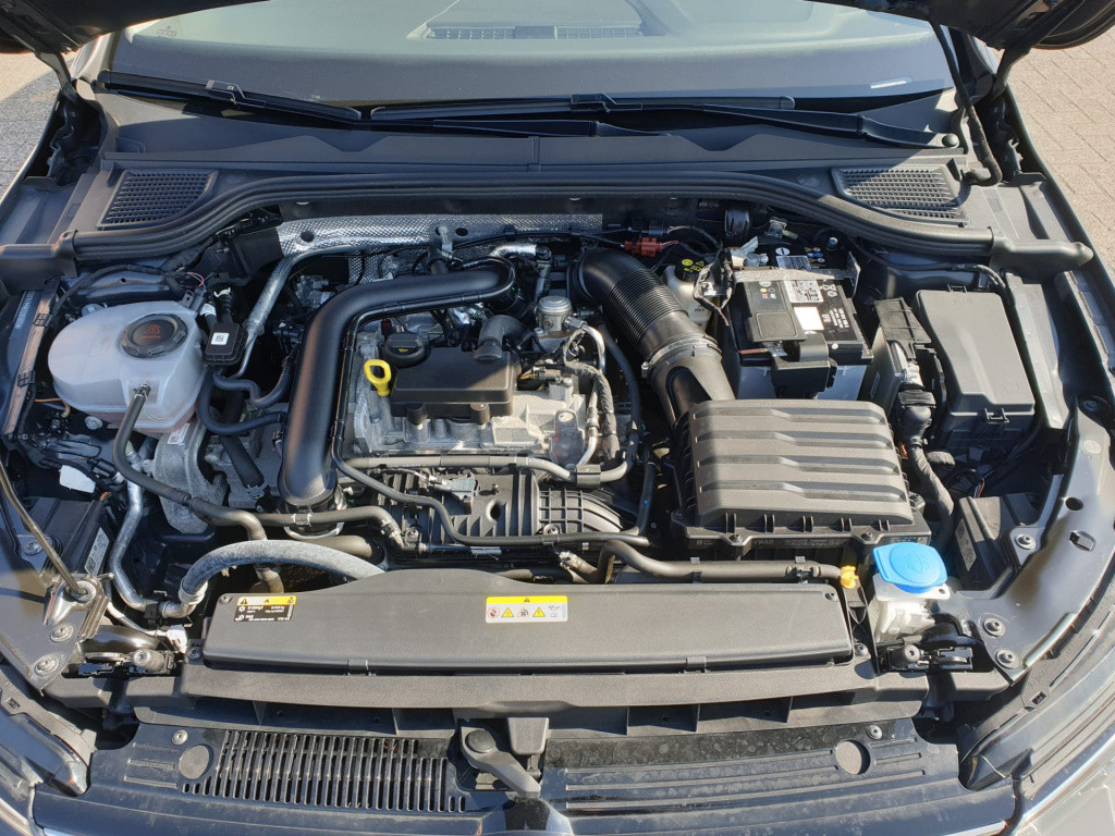 Volkswagen Golf 1.0 tsi 110pk active lounge