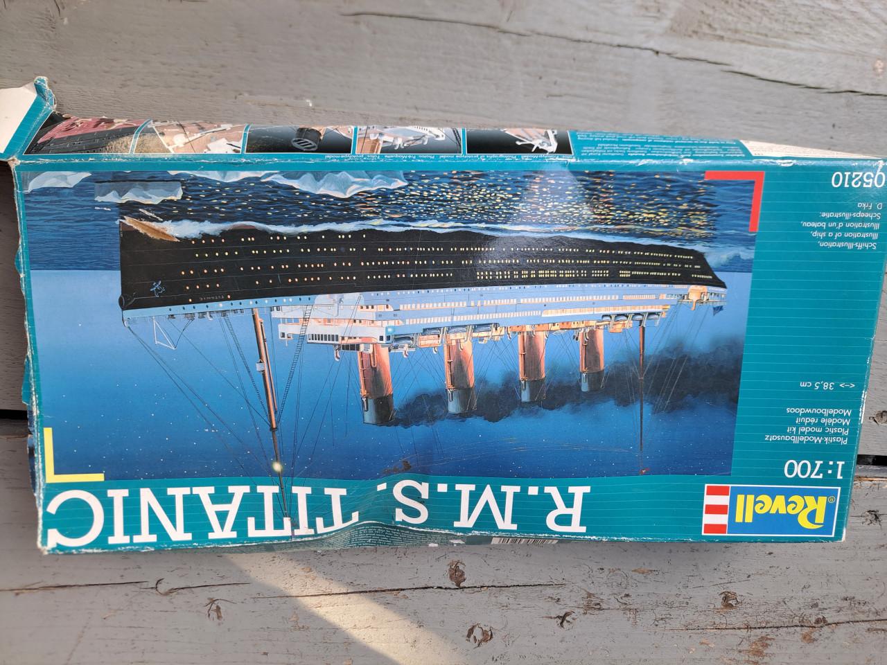Revell bouwpakket