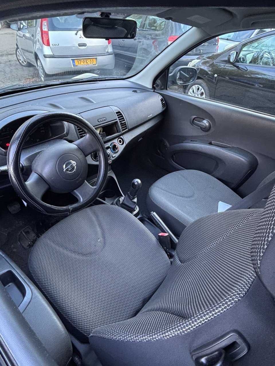 Nissan micra voljaar apk!