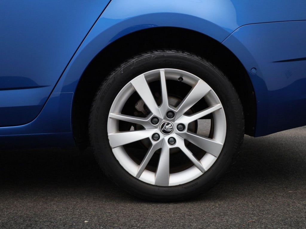 Skoda Octavia combi 1.0 tsi greentech ambition business | lmv | trekhaak | 