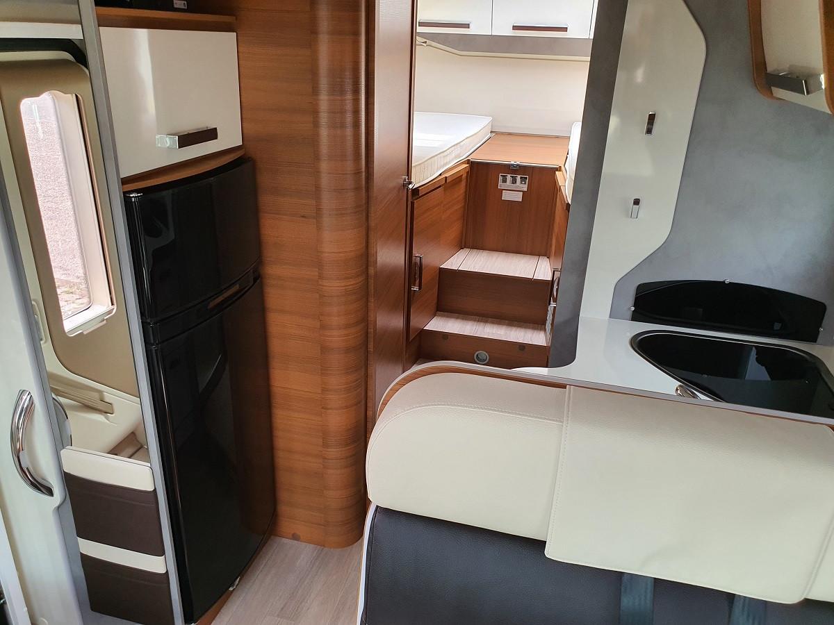 Elnagh Baron 573 - Lengtebedden - 7,45 m.