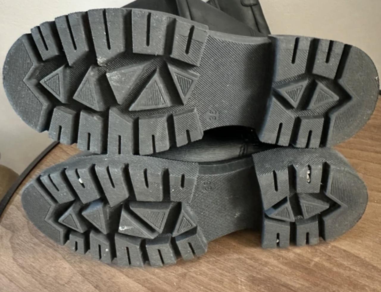 Laarzen van het merk 5th Avenue. Als nieuw