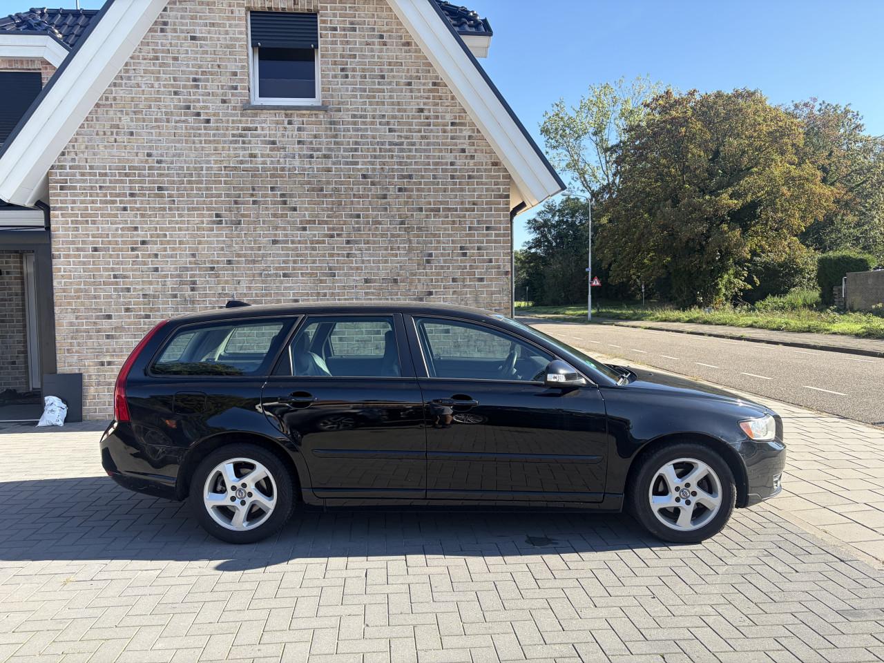 Volvo V50 2.0F Summum Airco NAVI PDC