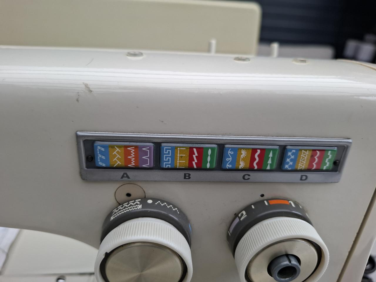 NAAIMACHINE, Husqvarna 2000, "model 6010.