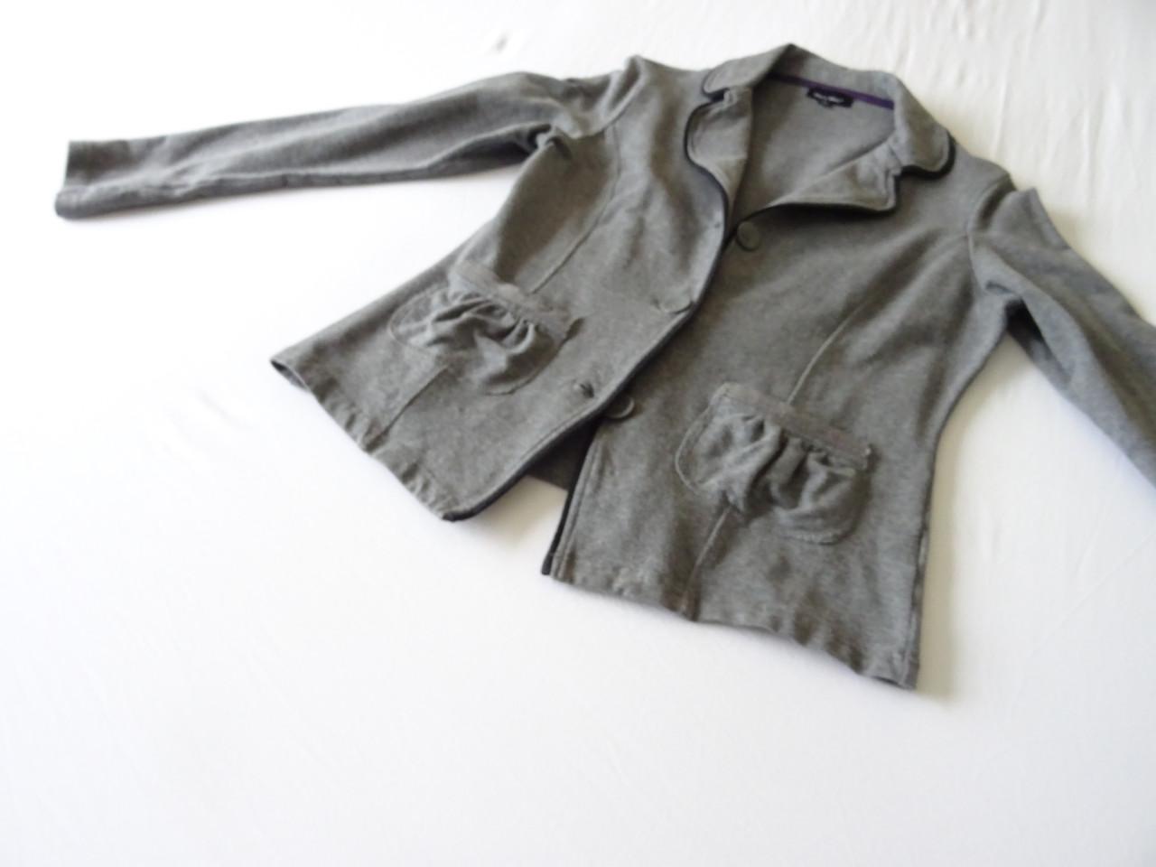 Grijs Dames jasje Merk Mara May Maat 36/38 voor € 12,50