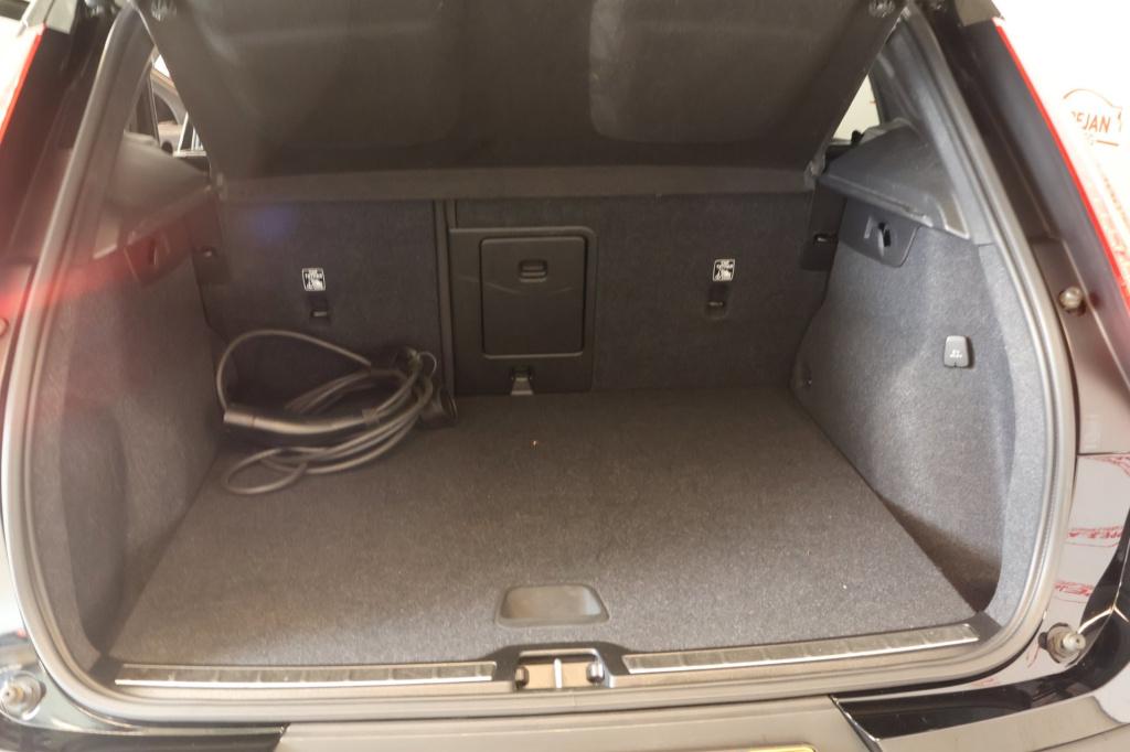 Volvo XC40 1.5 t4 plug-in hybrid plus bright nl auto|stoel+stuurverwarming|