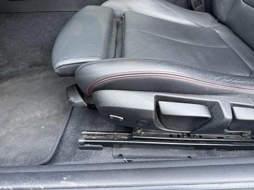 BMW 1 Serie 114i executive business+ 3-drs